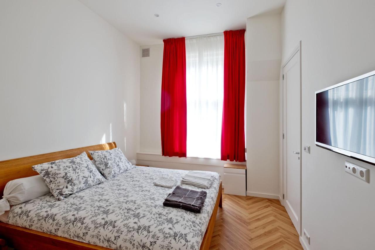 Ons Nest Bed & Breakfast Амстердам Екстериор снимка